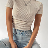 Amelia | Dopasowany t-shirt z okrągłym dekoltem