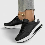 Władysława | Ortopedyczne sneakersy w bieli i czerni